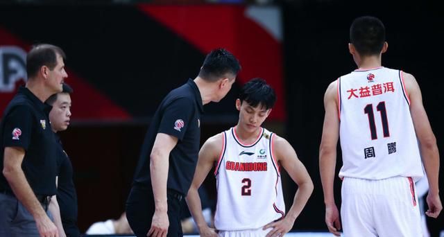 九游体育-风云突变广东宏远集结日远射贴柱巴塞罗那国际比赛日伤情更新，网友：西亚卡姆赛事官方发布险胜新规